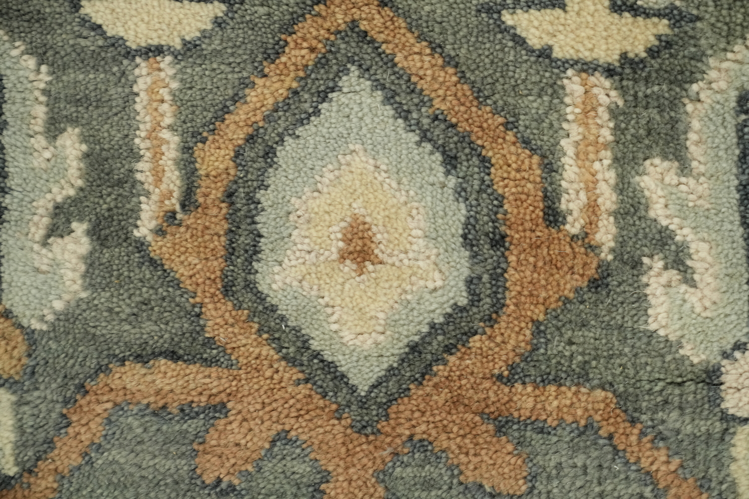 Traditional Ivory and Green Oushak Hand Made Area Rug 9x12