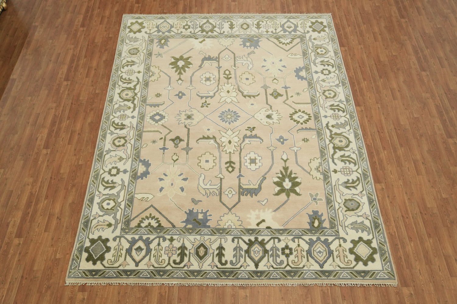 Traditional Area Rug in Subtle Tones and Delicate Motifs 9'x12'