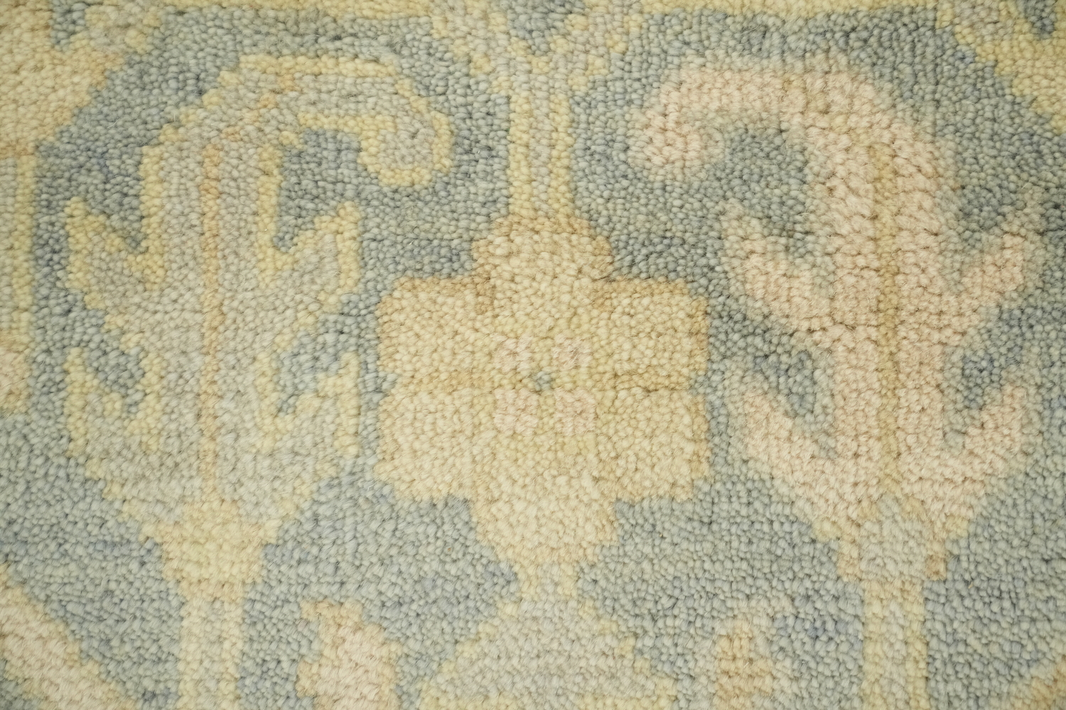 9'x12' Neutral Tone Muted Oushak Living Room Rug with Classic Distressed Pattern