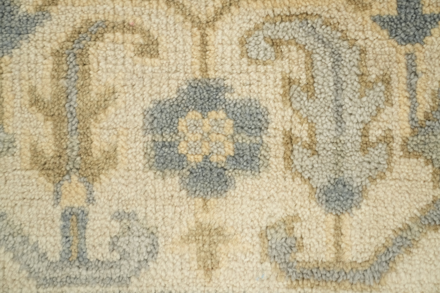 Charming Oushak Wool Area Rug in Soft Hues of Blue and Ivory 8'x10'