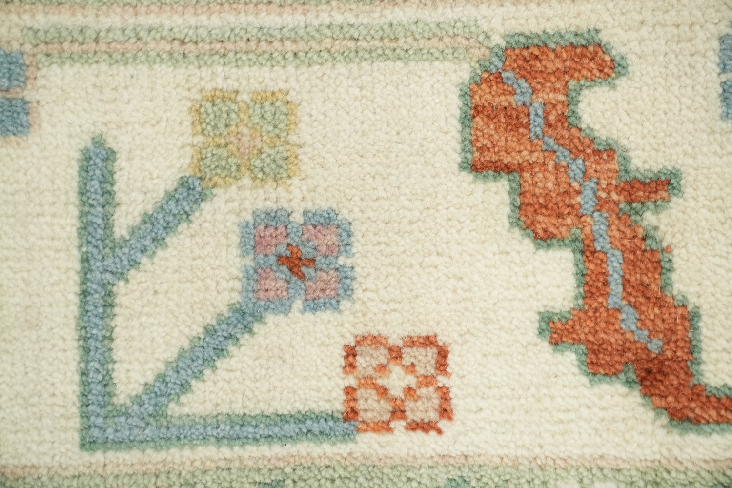 Classic Pastel Patterned Light Blue Oushak Rug for a Graceful Living Space 8'x10'