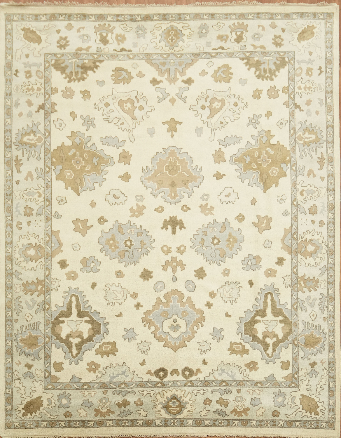 Classic Ivory and Green Oushak Traditional Area Rug 9'x12'