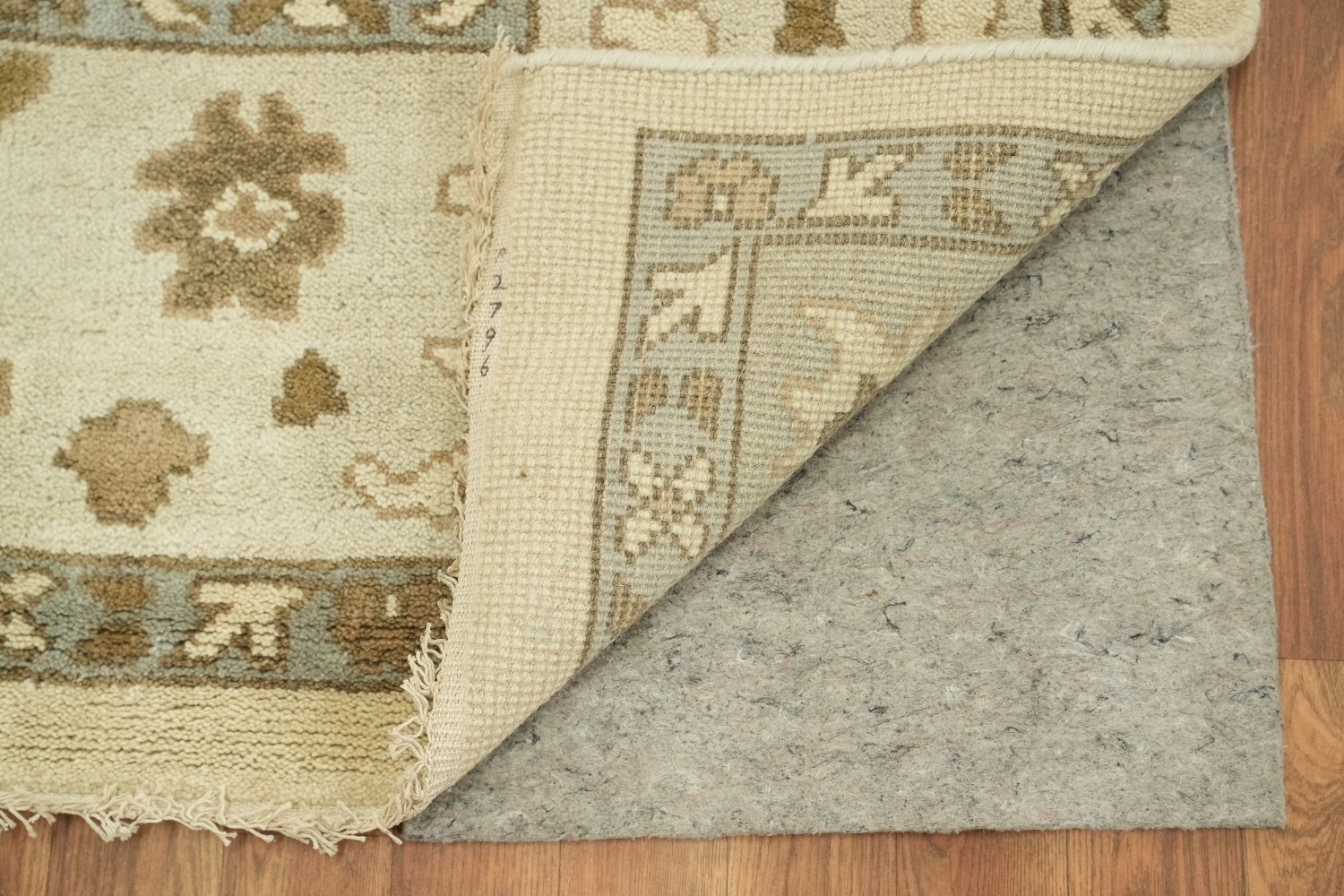 Classic Ivory and Green Oushak Traditional Area Rug 9'x12'