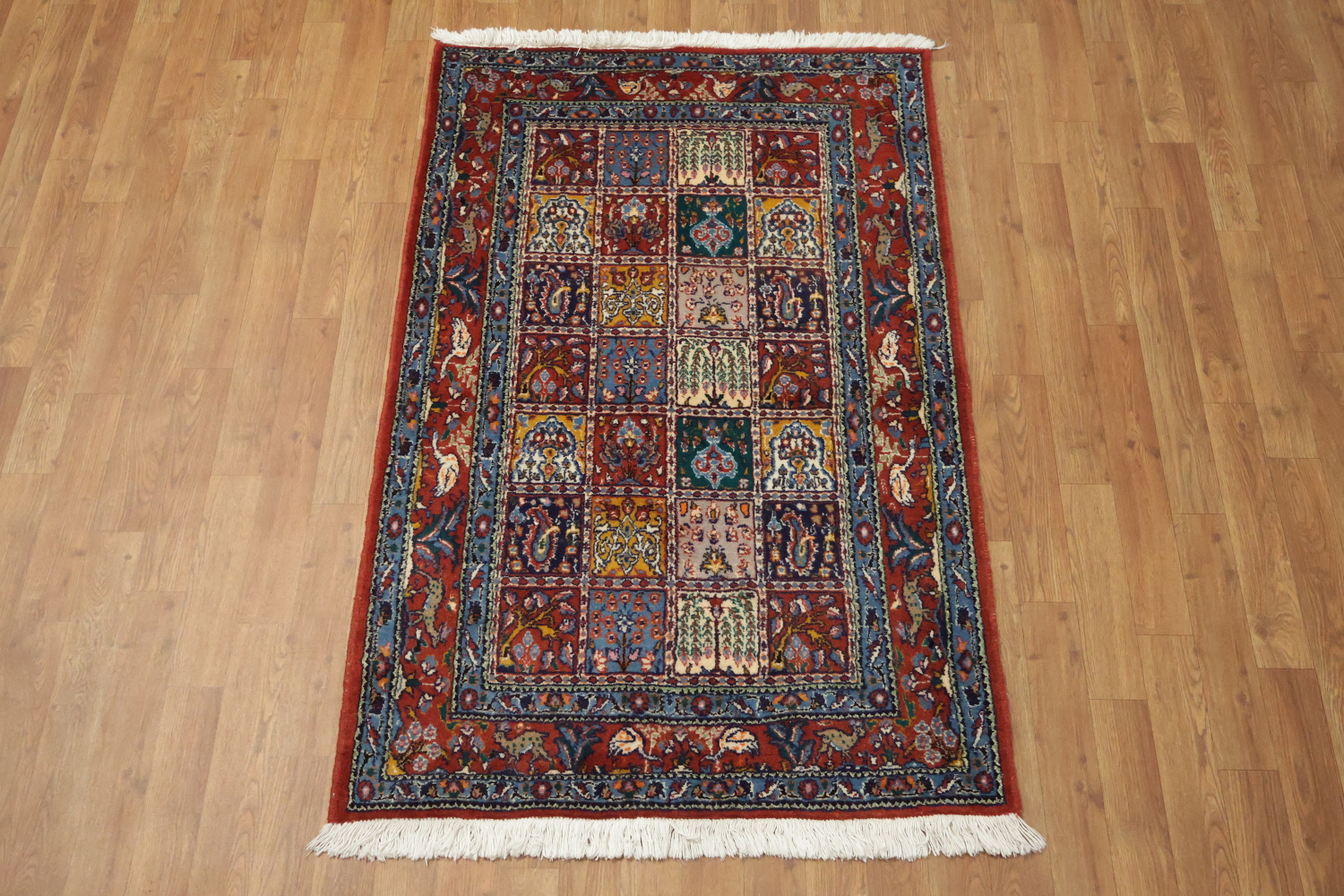 Antique Top Quality Wool Bakhtiari Persian Rug 3x5