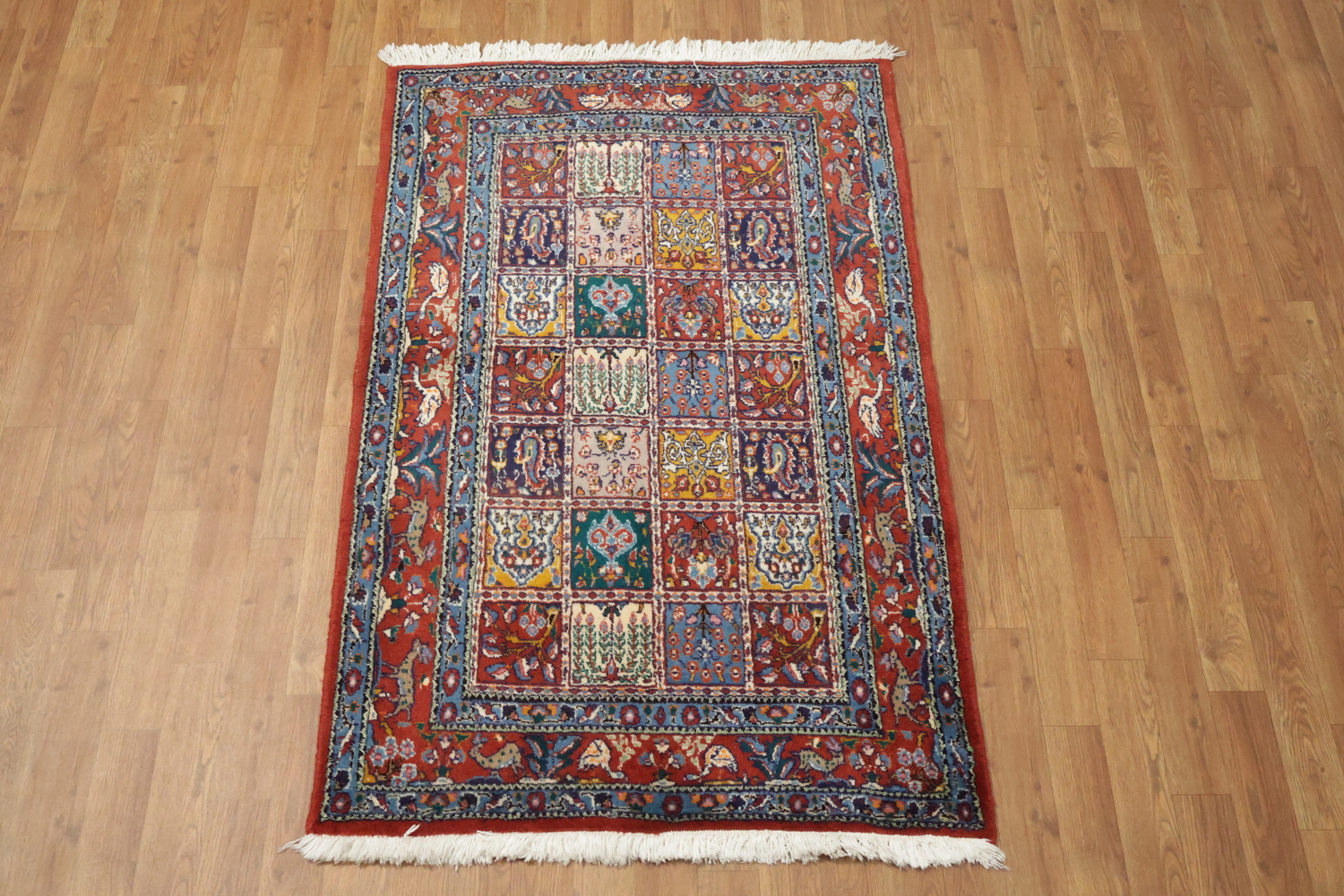 Antique Top Quality Wool Bakhtiari Persian Rug 3x5