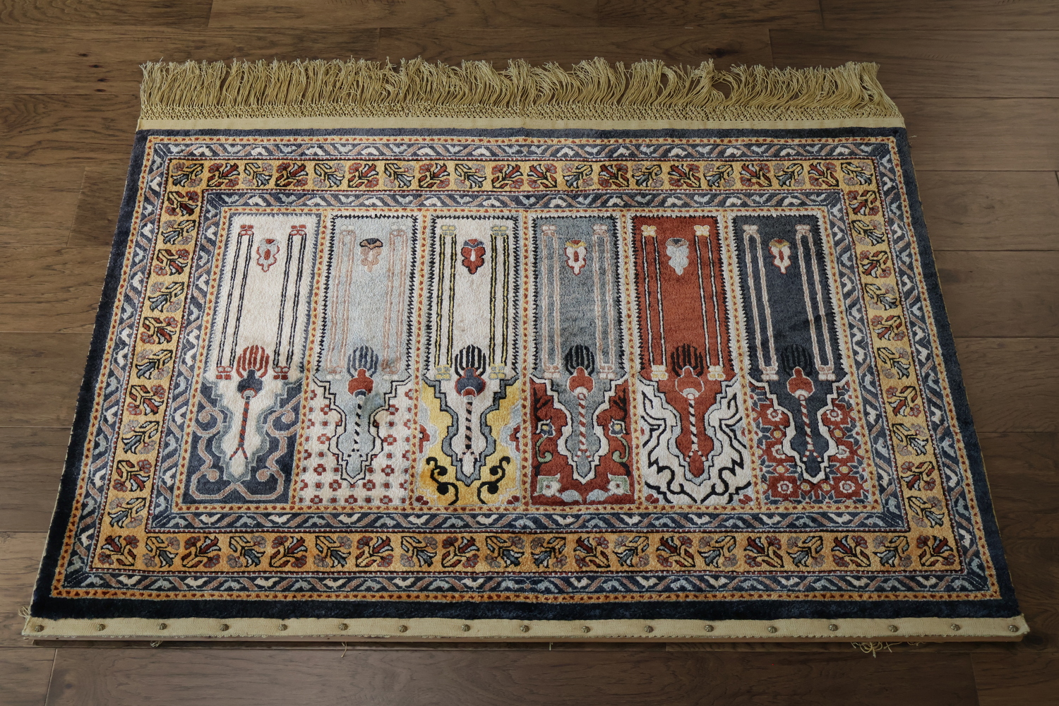 Vintage Anatolian Turkish Wool Rug 3x4