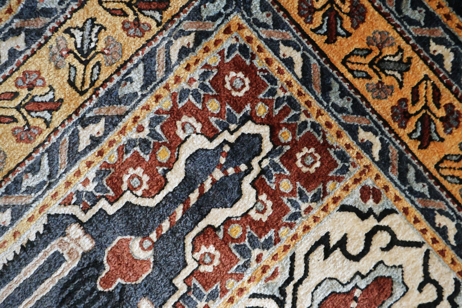 Vintage Anatolian Turkish Wool Rug 3x4