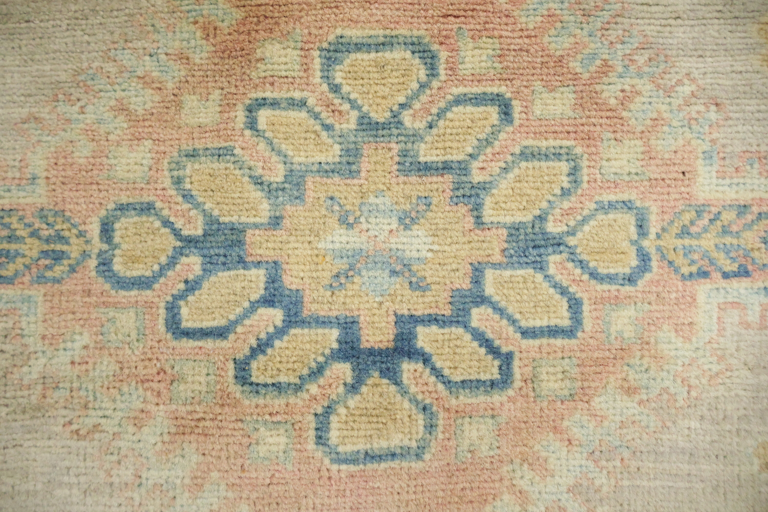 Classic Grey and Blue Kazak Pakistani Wool Rug 7'x10'