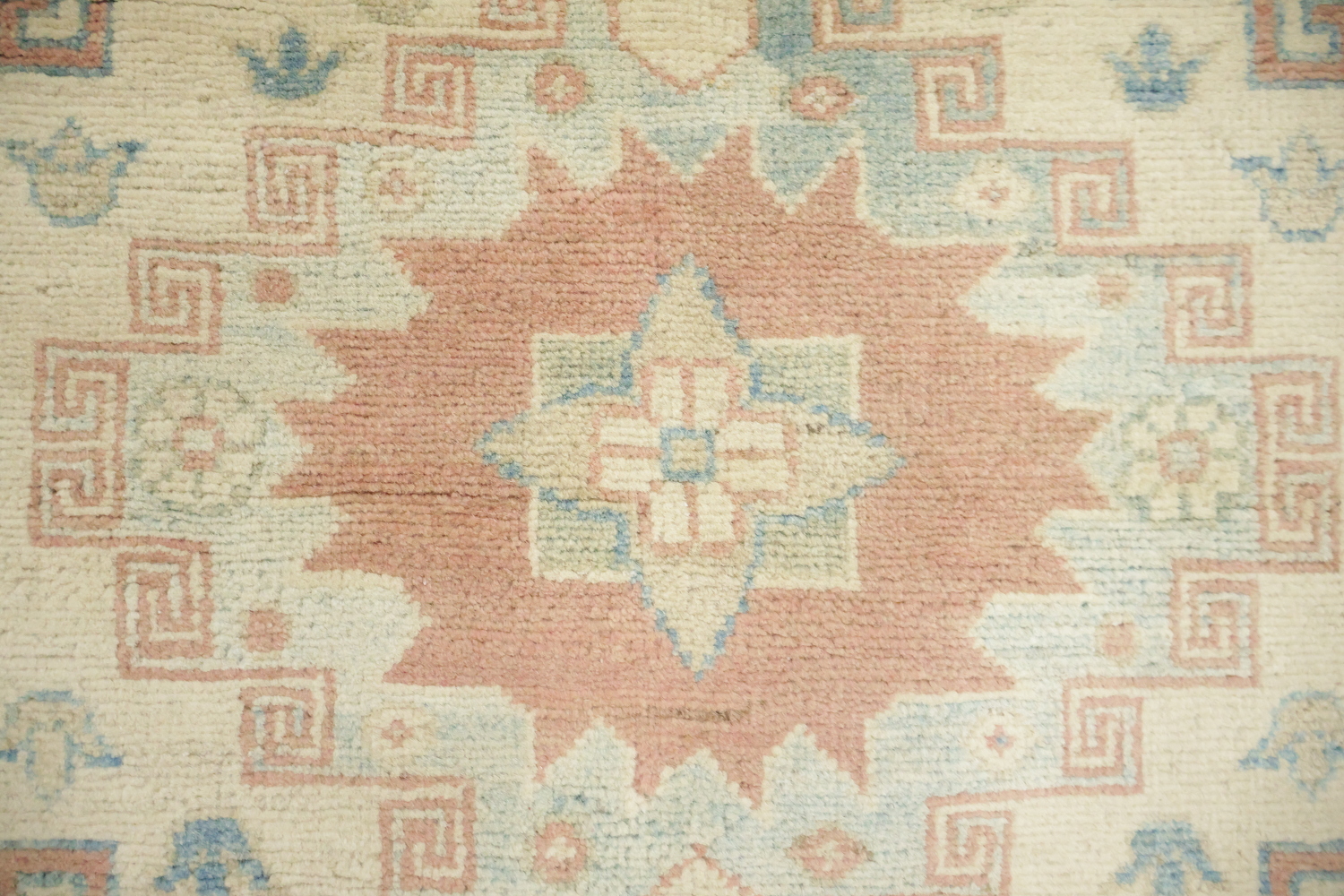 Traditional Muted terracotta/peach and Blue Kazak Pakistani Rug 8'x11'