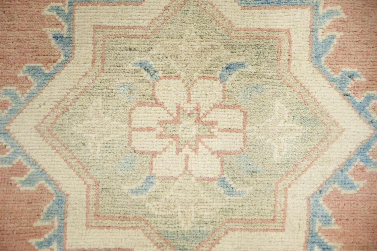 Traditional Muted terracotta/peach and Blue Kazak Pakistani Rug 8'x11'