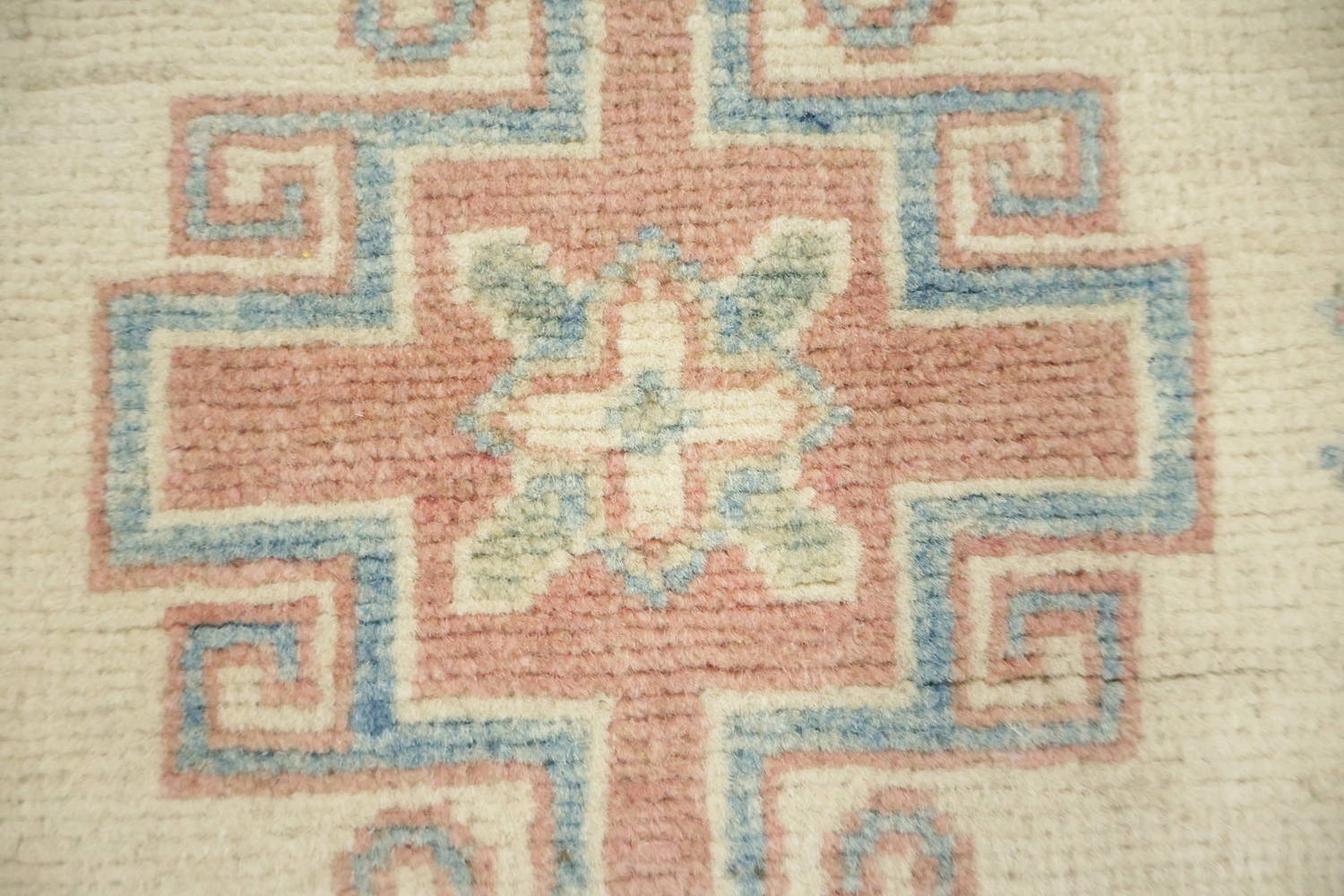Traditional Muted terracotta/peach and Blue Kazak Pakistani Rug 8'x11'