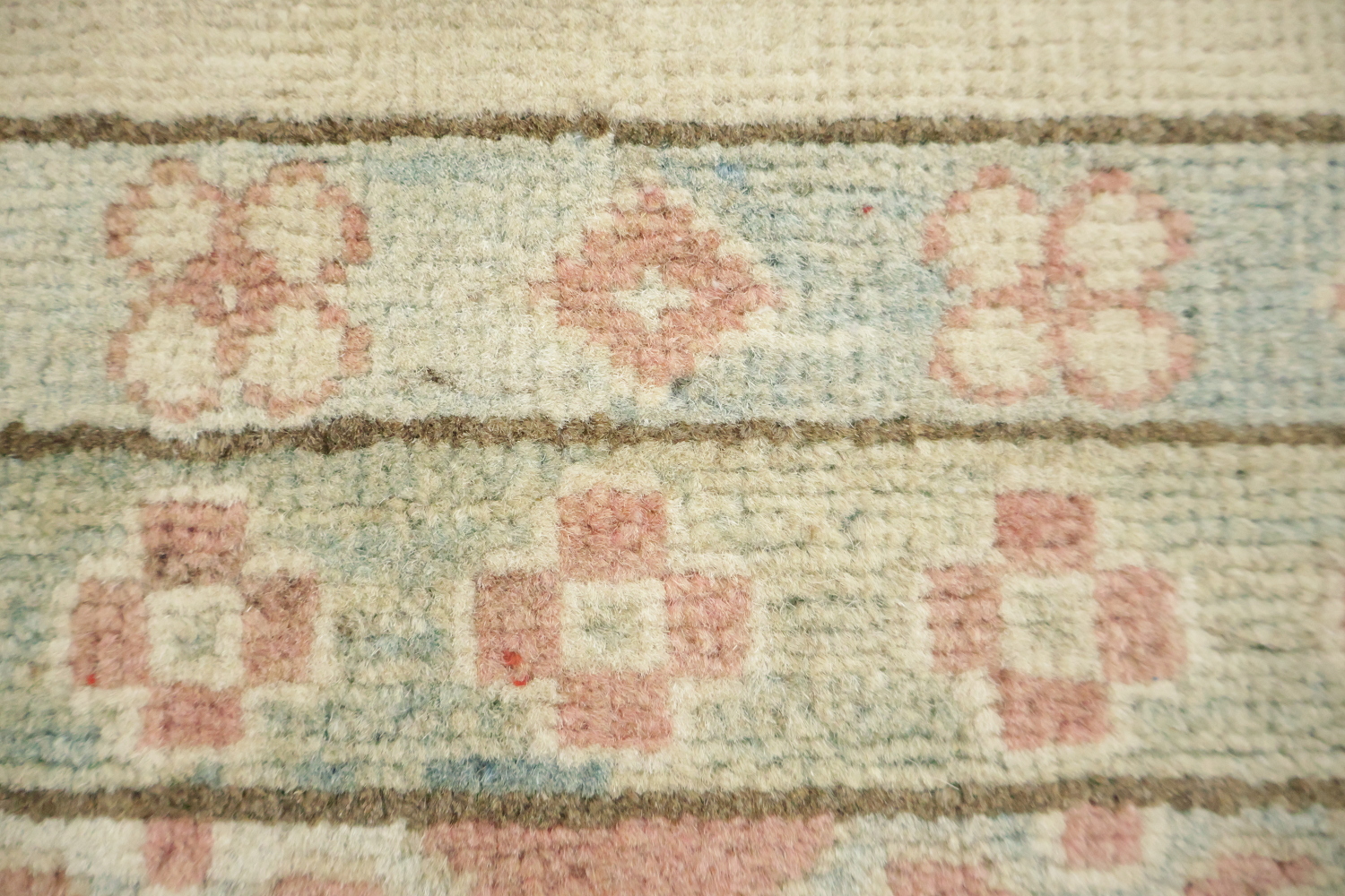 Traditional Muted terracotta/peach and Blue Kazak Pakistani Rug 8'x11'