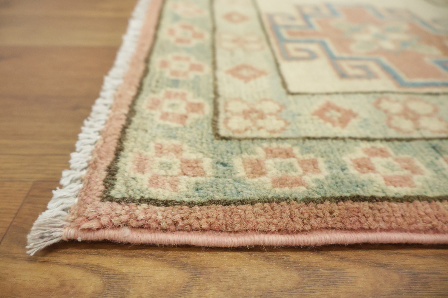 Traditional Muted terracotta/peach and Blue Kazak Pakistani Rug 8'x11'