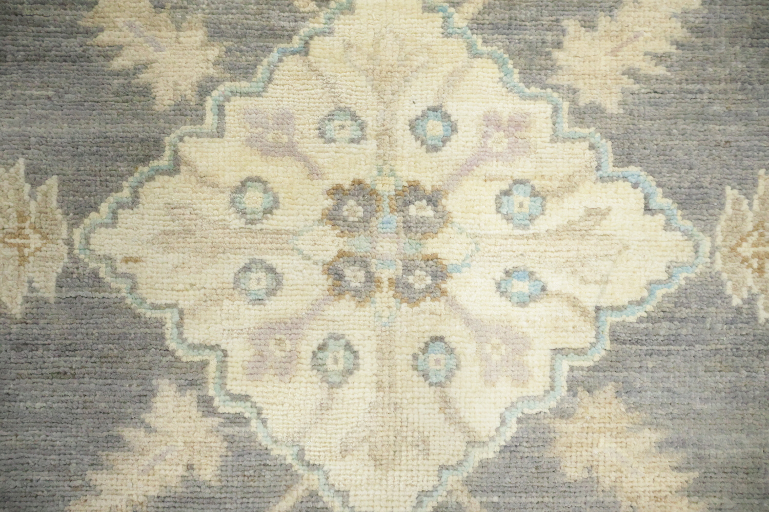 Sophisticated Grays and Creams Oushak Turkish Round Rug 8'x8'