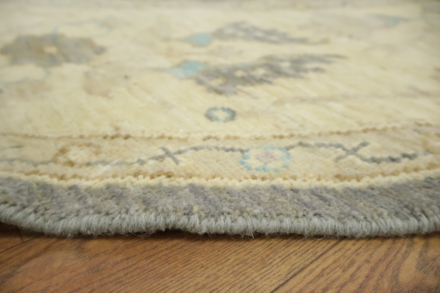 Sophisticated Grays and Creams Oushak Turkish Round Rug 8'x8'