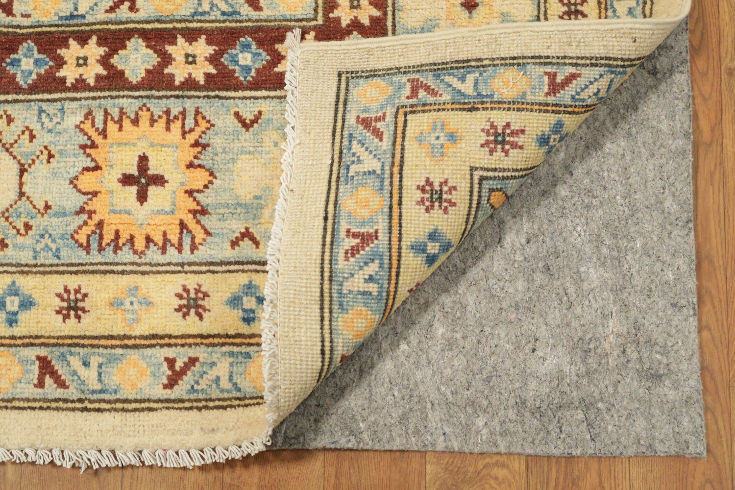 Beige and Blue Vintage Style Rug with Intricate Patterns 8'x10'