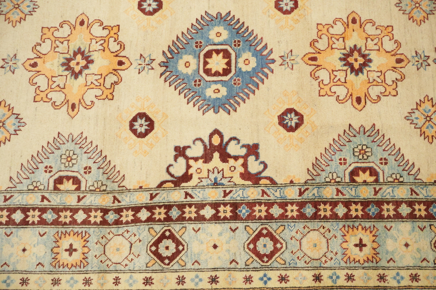 Beige and Blue Vintage Style Rug with Intricate Patterns 8'x10'