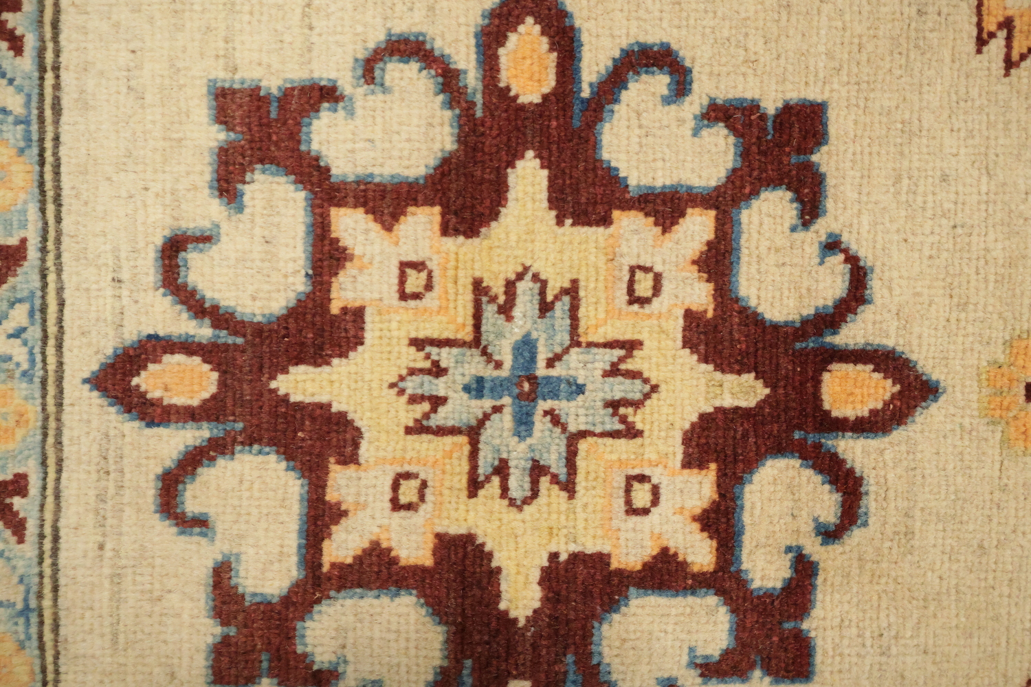 Beige and Blue Vintage Style Rug with Intricate Patterns 8'x10'