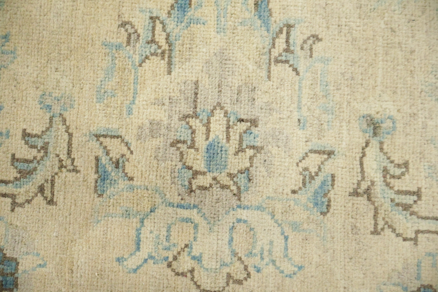 Elegant Kazak Persian-Style Hand-Knotted Rug in Soft Earthy Tones 8x10