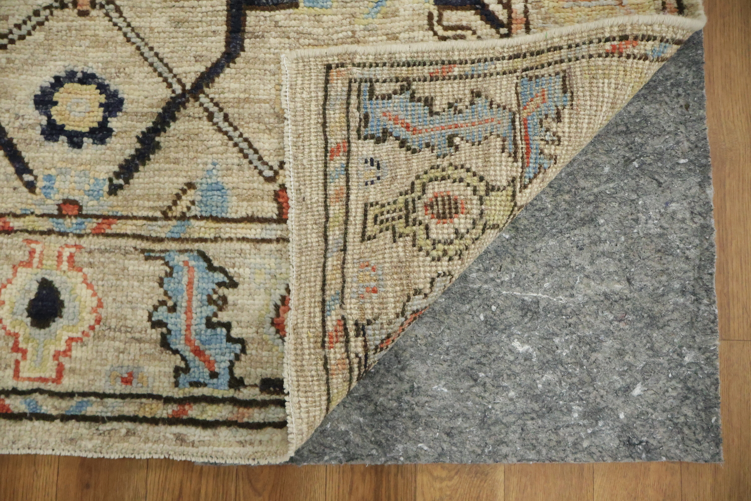 Traditional Oushak Wool Rug 4x6