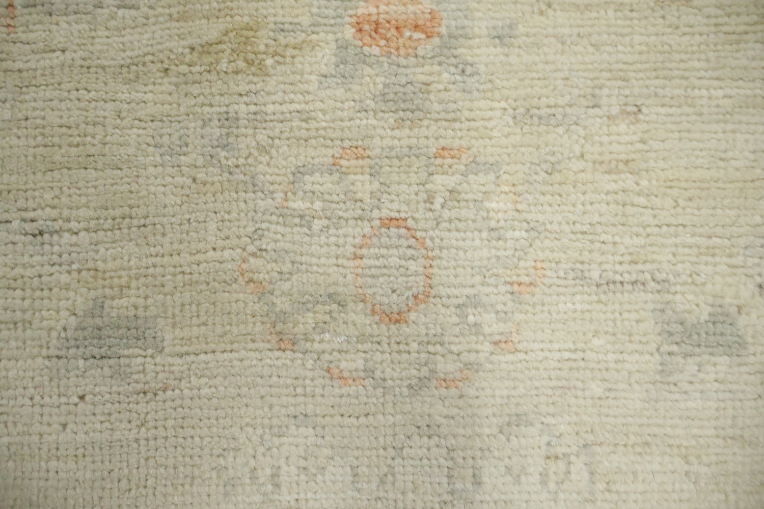 Traditional Oushak Wool Rug 4x6