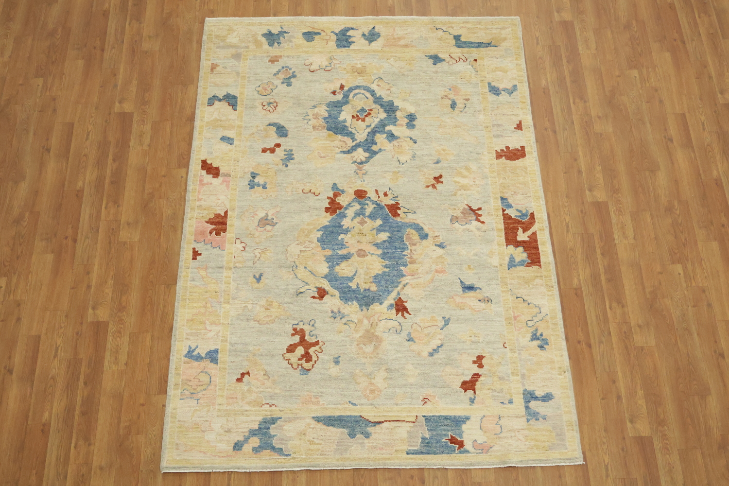 Traditional Oushak Wool Rug 5x7