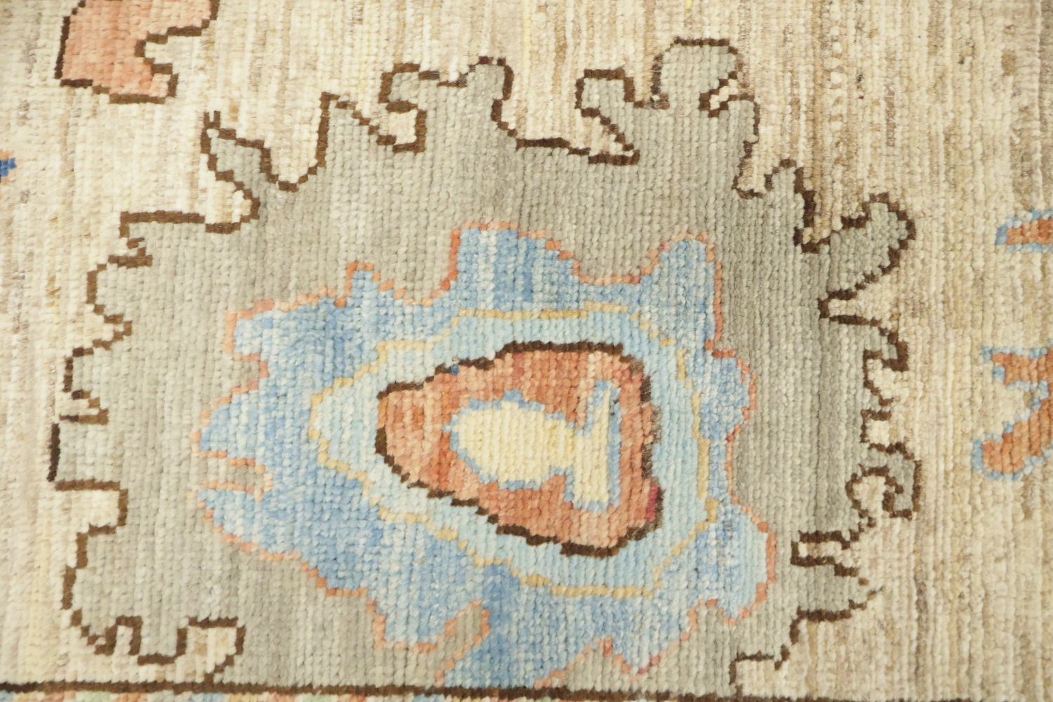 Traditional Oushak Wool Rug 4x6