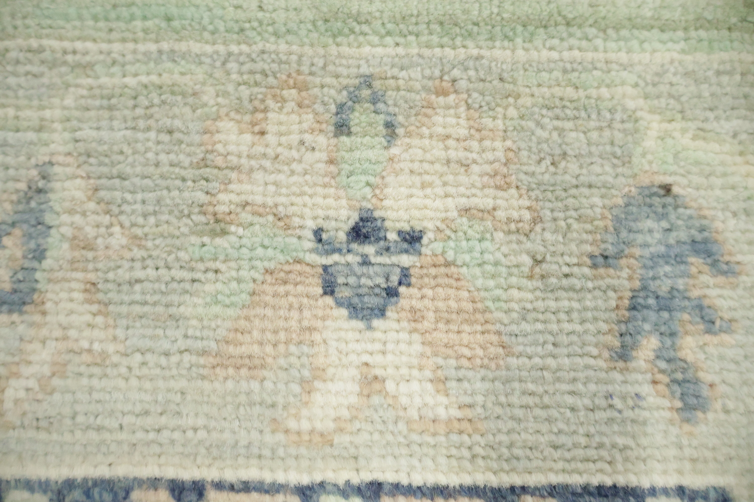 Traditional Oushak Wool Rug 4x6