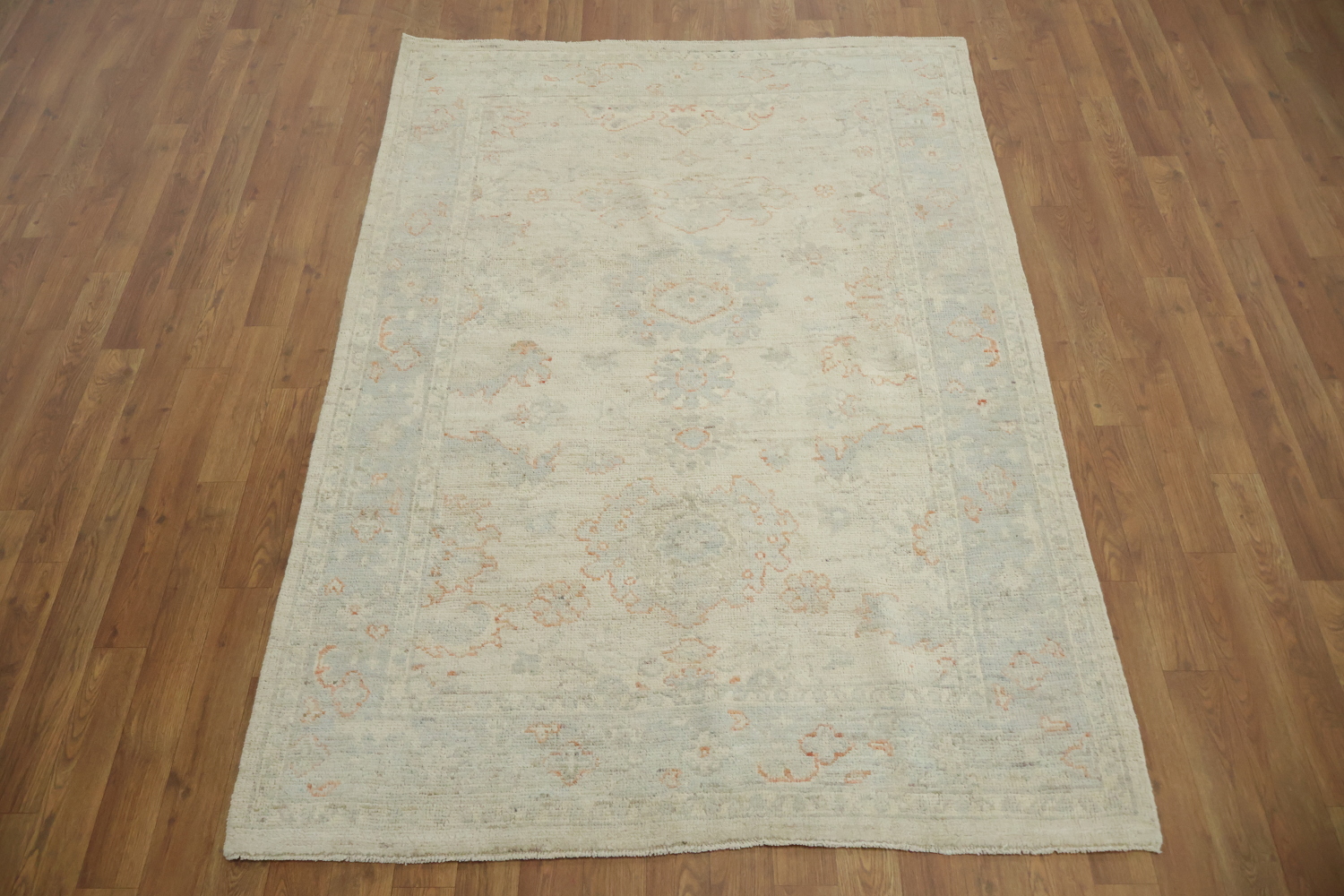 Traditional Oushak Wool Rug 4x6