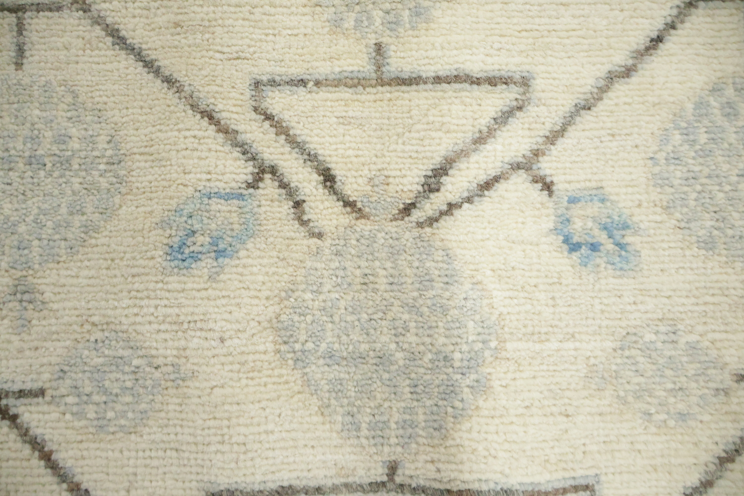Decotative Geometric Wool Oushak KhotanTurkish Rug 5x7