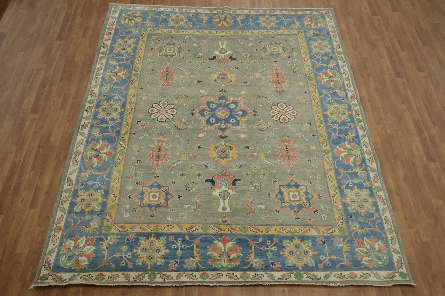 Exquisite Traditional Area Rug with Blue and Grey Floral Motifs 8x10