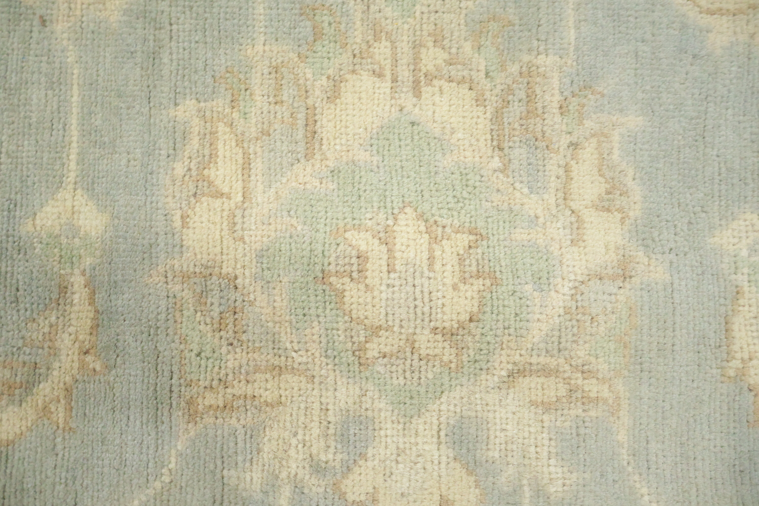 Traditional Patterned Light Blue and Beige Floral Hand-made Rug 9'x12'