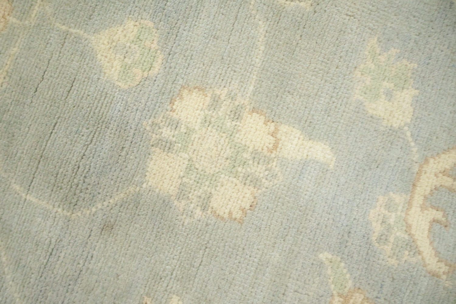 Traditional Patterned Light Blue and Beige Floral Hand-made Rug 9'x12'