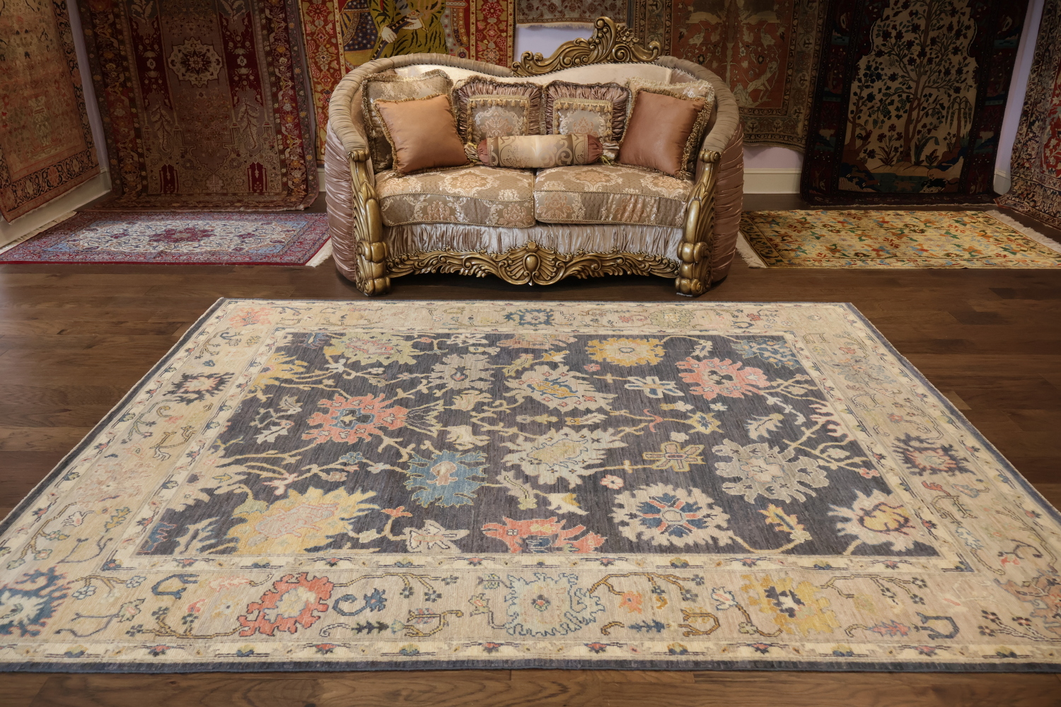 Antique-Style Wool Oriental Oushak Rug with Exquisite Floral Design and Soft Hues 8x10