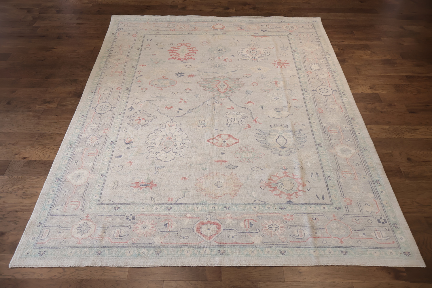 Vintage-Inspired Beige Oriental Oushak Wool Rug with Elegant Pattern Accents 9x12