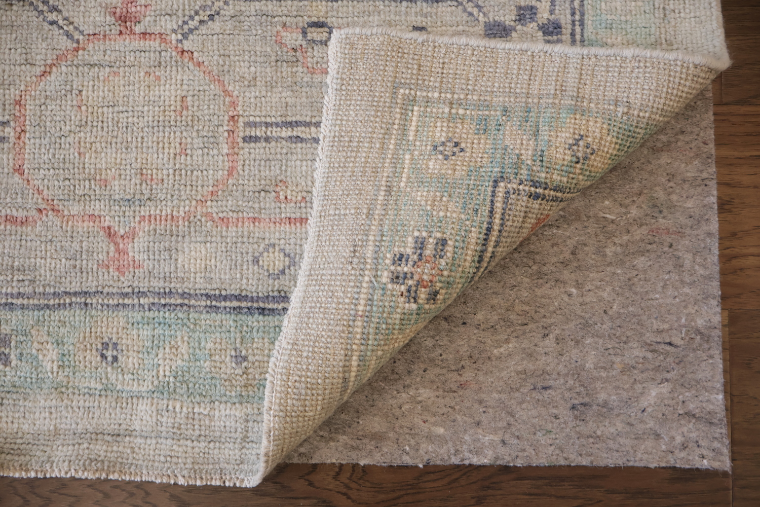 Vintage-Inspired Beige Oriental Oushak Wool Rug with Elegant Pattern Accents 9x12