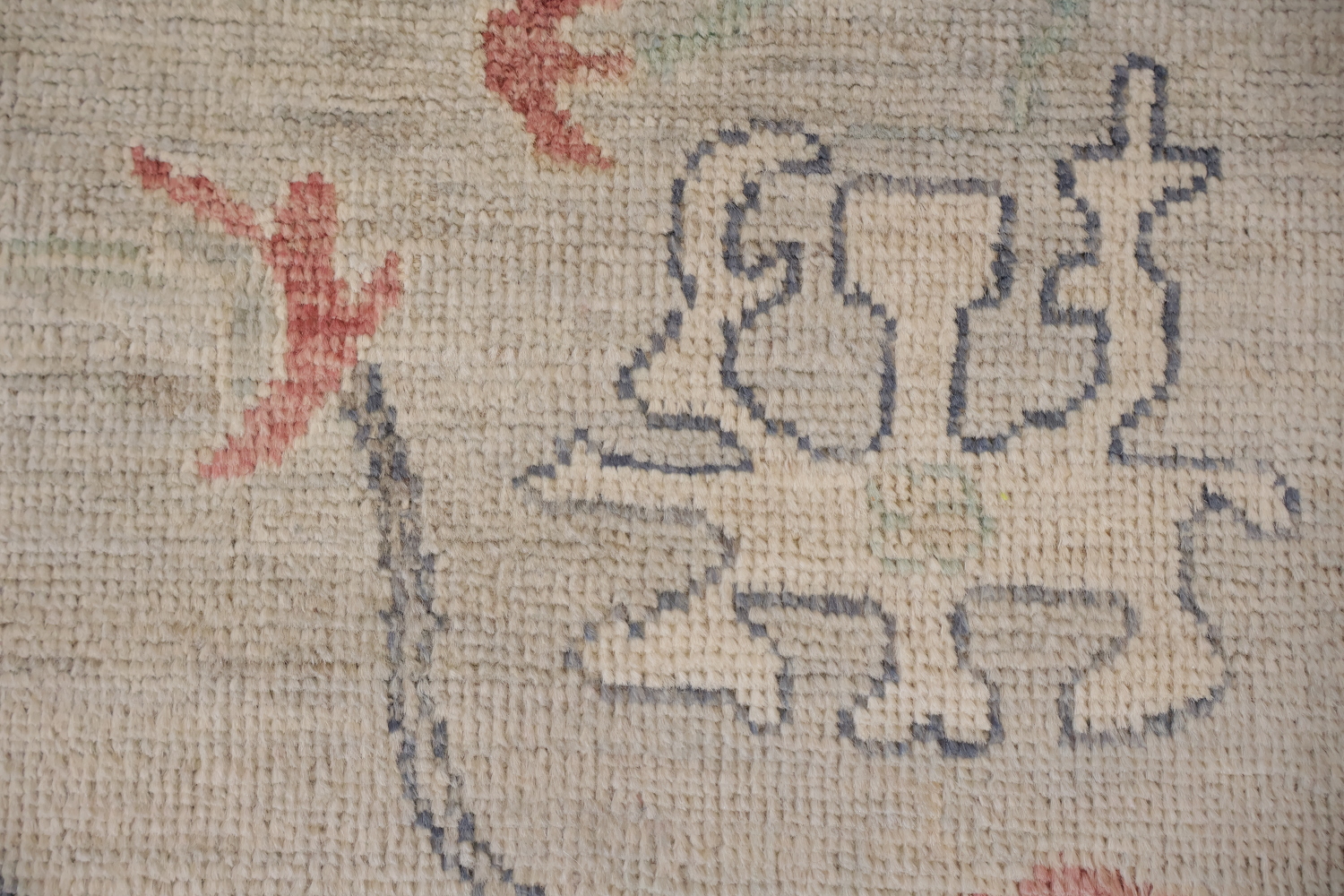 Vintage-Inspired Beige Oriental Oushak Wool Rug with Elegant Pattern Accents 9x12