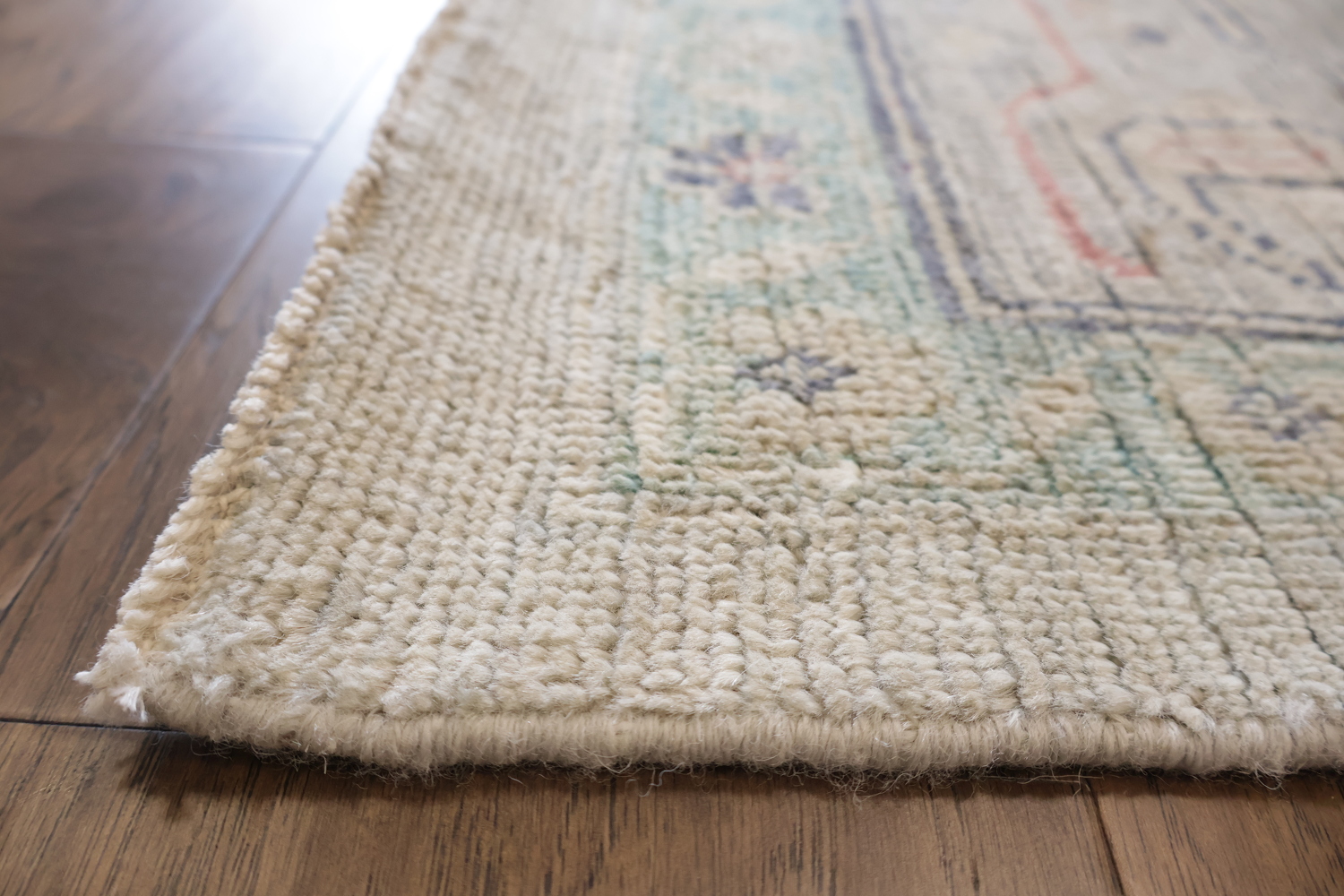 Vintage-Inspired Beige Oriental Oushak Wool Rug with Elegant Pattern Accents 9x12