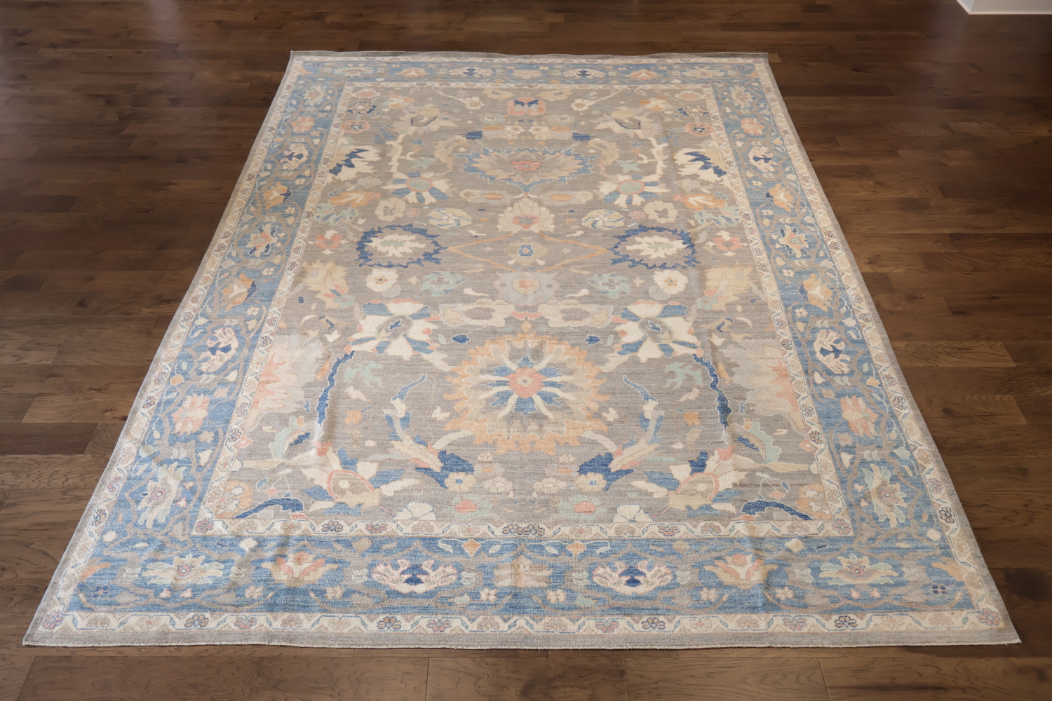 Classic Earth-Toned Oriental Wool Oushak Rug Featuring Intricate Floral Medallions 10x14