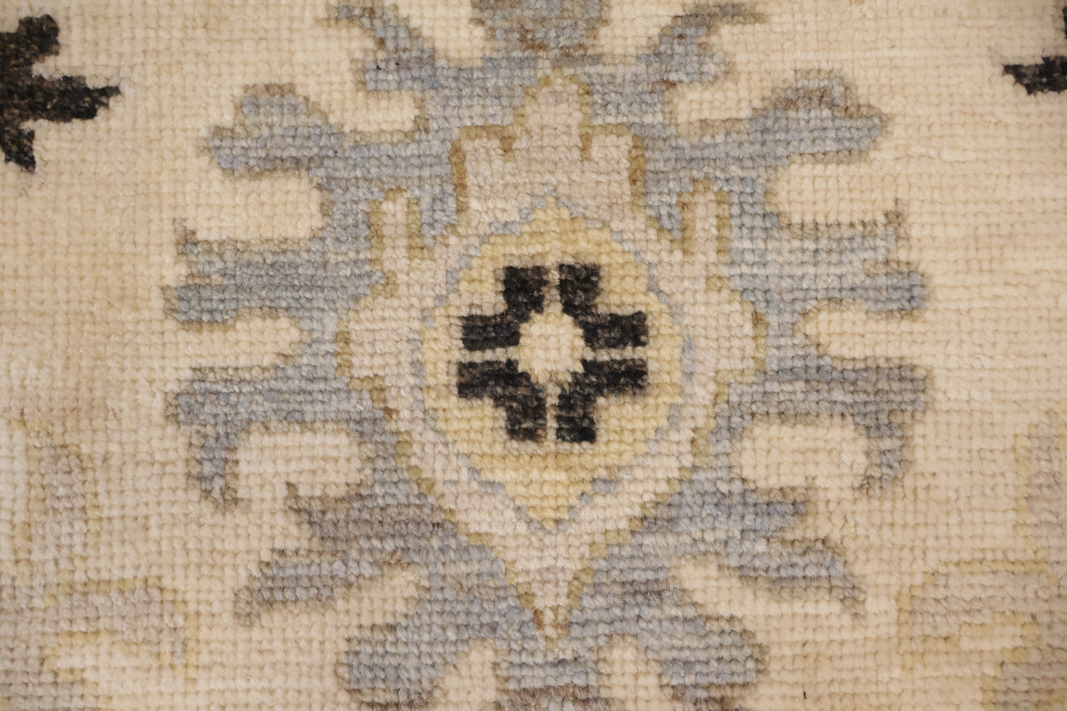 Palace Size Elegant Charcoal and Ivory Floral Oriental Wool Oushak Area Rug for Living Space 12x16
