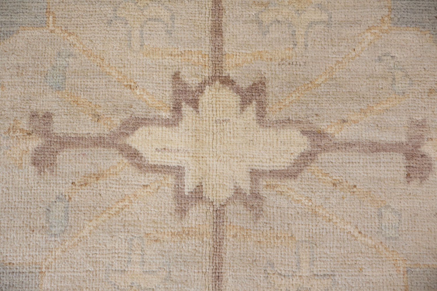 Vintage-style beige Wool Oriental Oushak rug with intricate geometric patterns 10x14