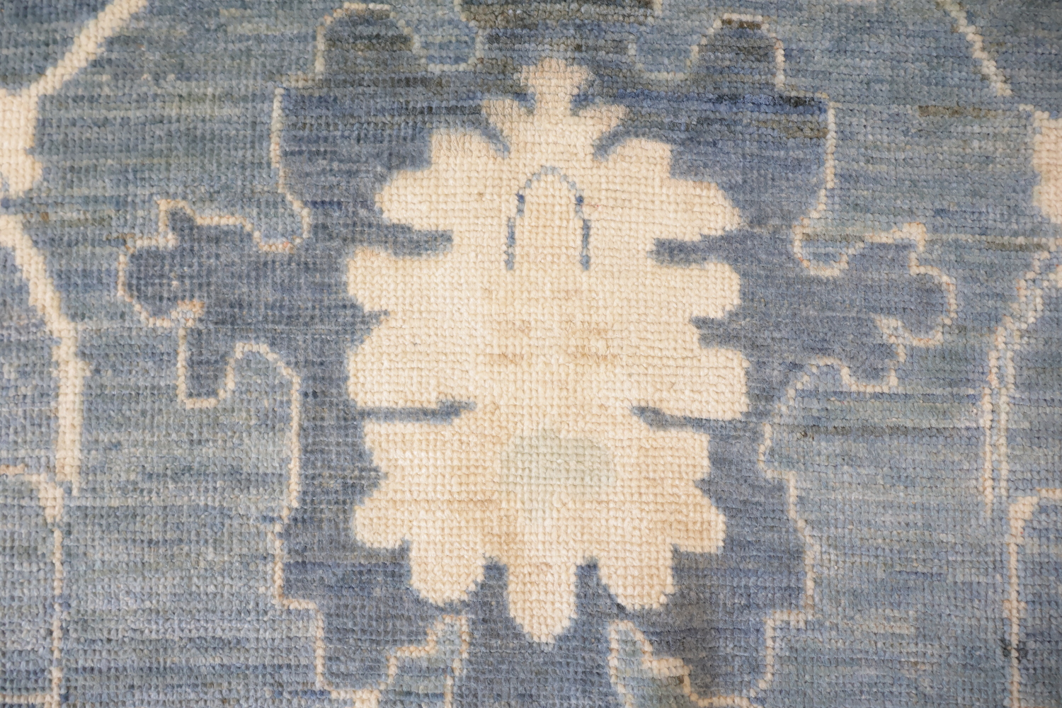 Classic Blue Floral Grey Oriental Oushak Rug with Ornate Border for Luxurious Interiors 9x12
