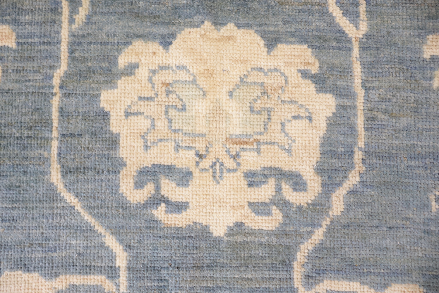 Classic Blue Floral Grey Oriental Oushak Rug with Ornate Border for Luxurious Interiors 9x12