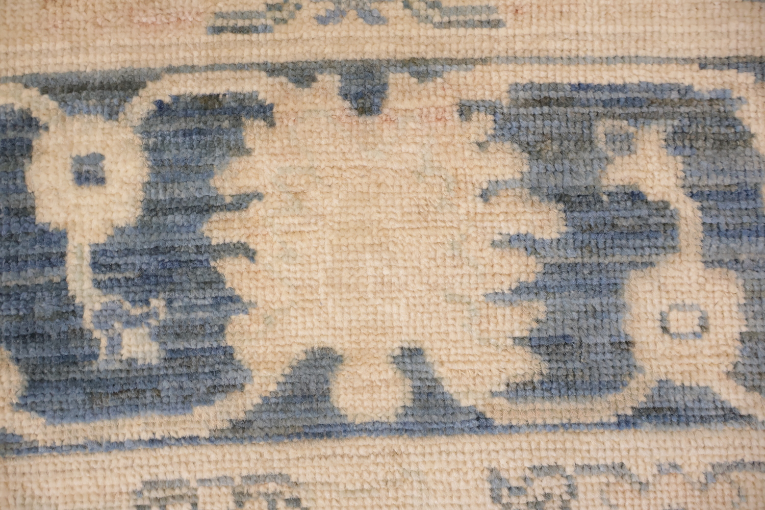 Classic Blue Floral Grey Oriental Oushak Rug with Ornate Border for Luxurious Interiors 9x12
