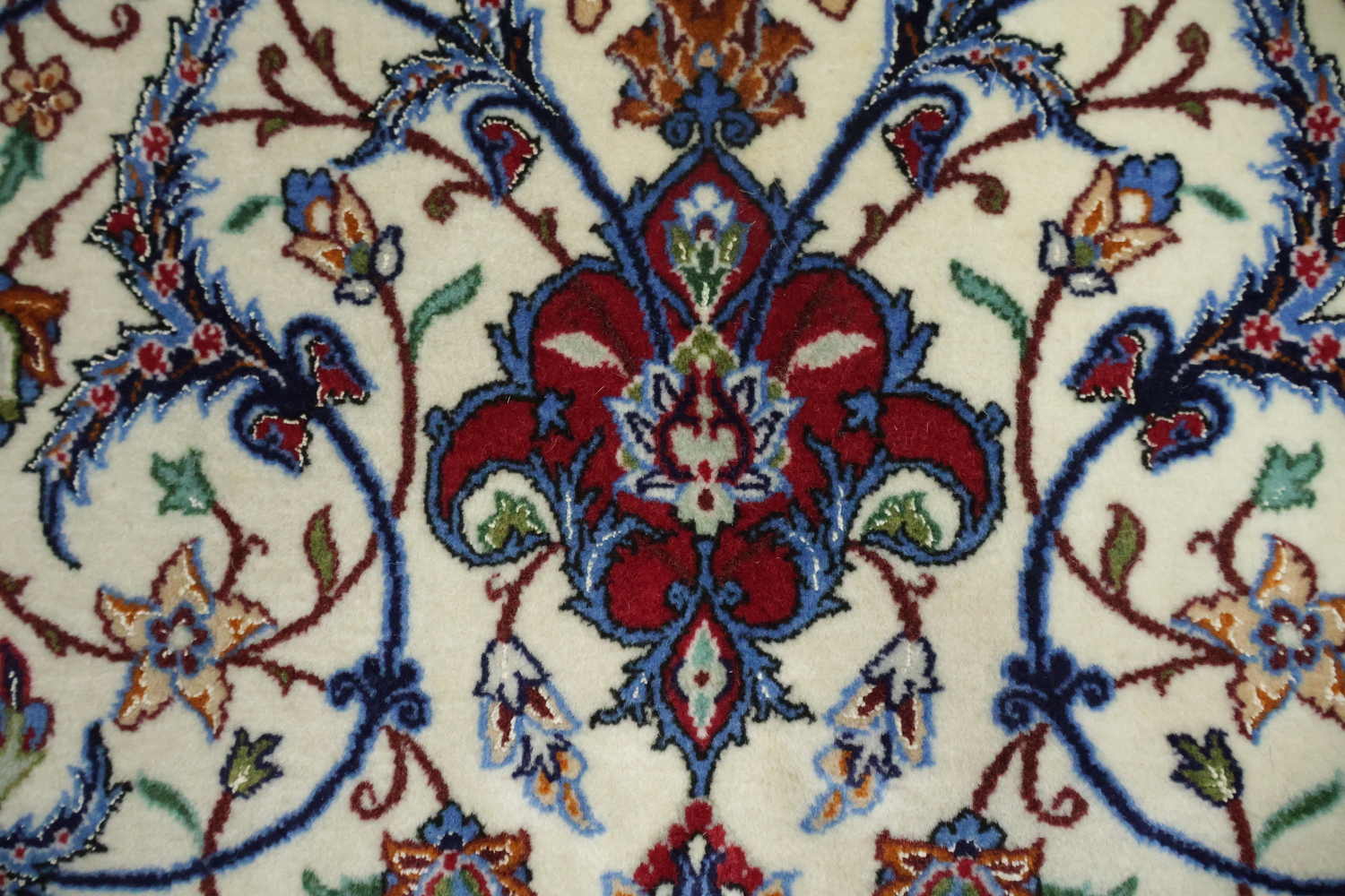 Extra Fine Signed Vegetable Dye Wool Persian Isfahan Floral Rug 4x6