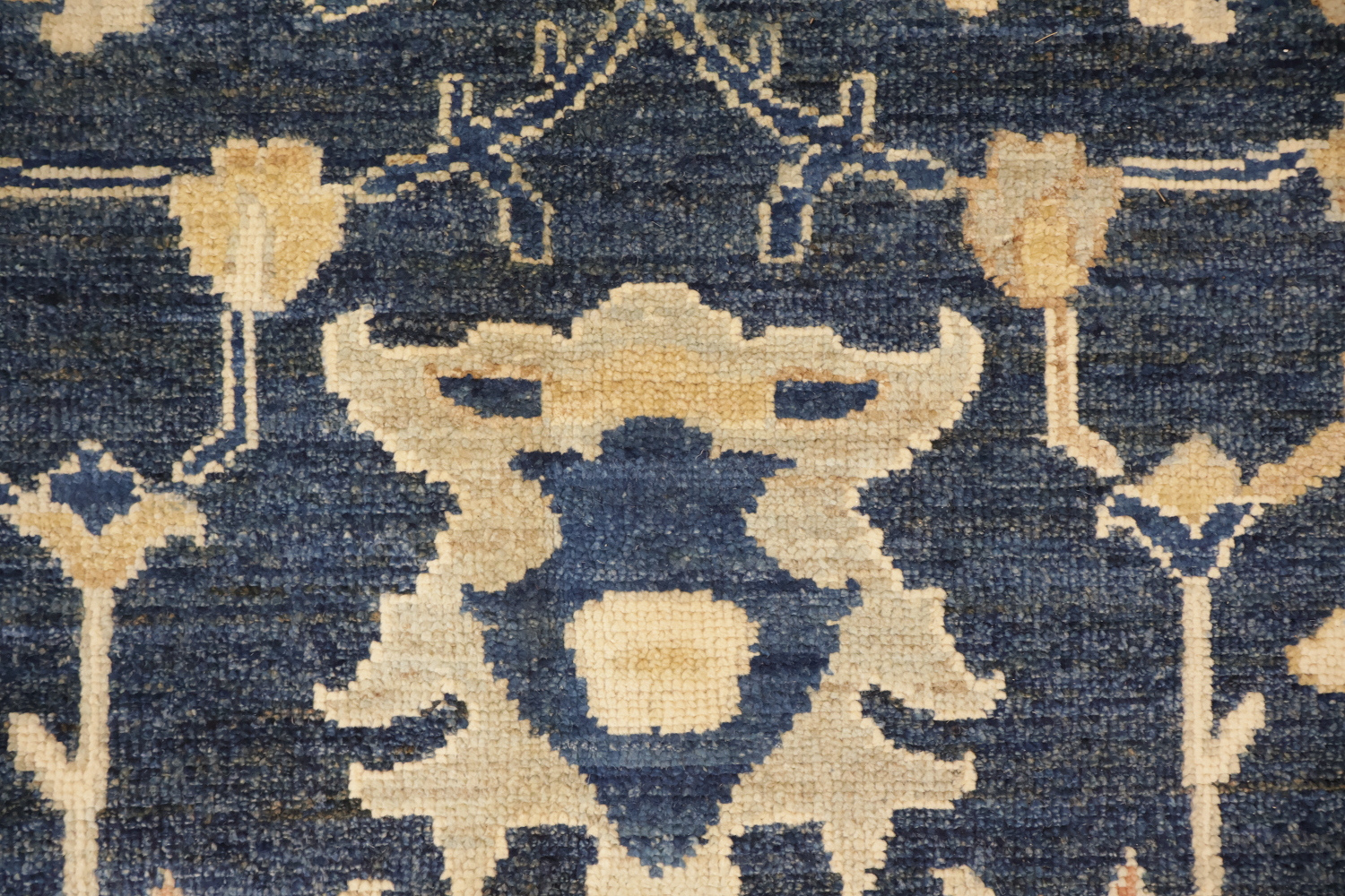 Blue All Over Floral Handcrafted Wool  Rug with Timeless Floral Design 10x14