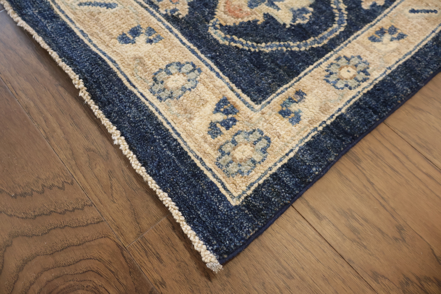 Blue All Over Floral Handcrafted Wool  Rug with Timeless Floral Design 10x14