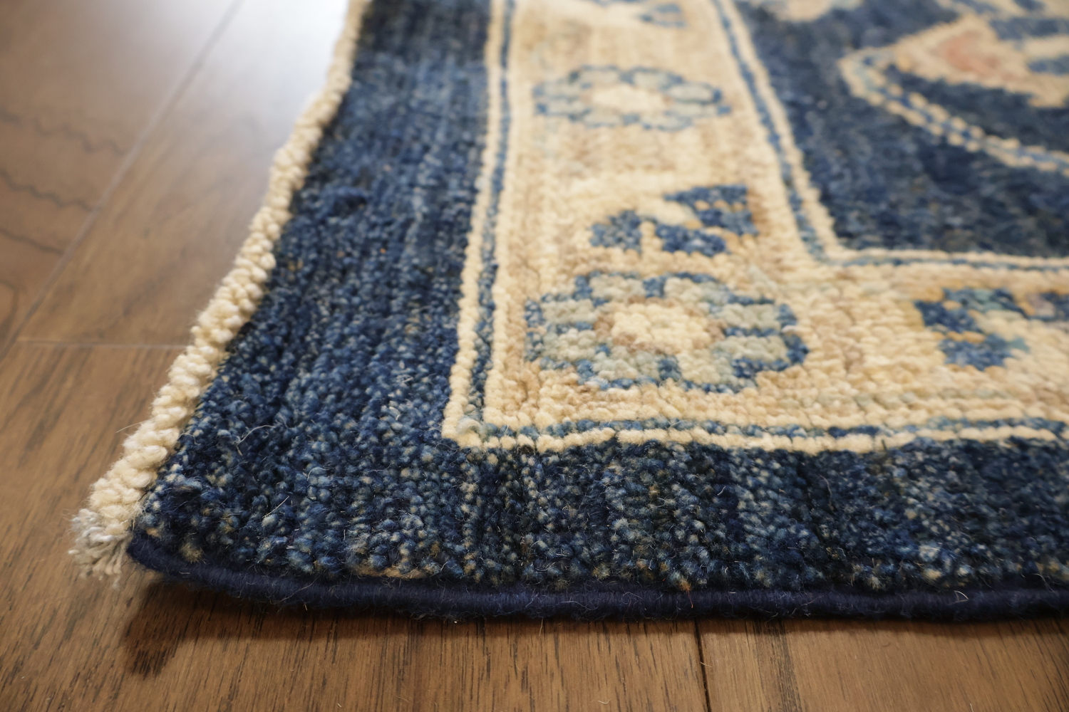 Blue All Over Floral Handcrafted Wool  Rug with Timeless Floral Design 10x14