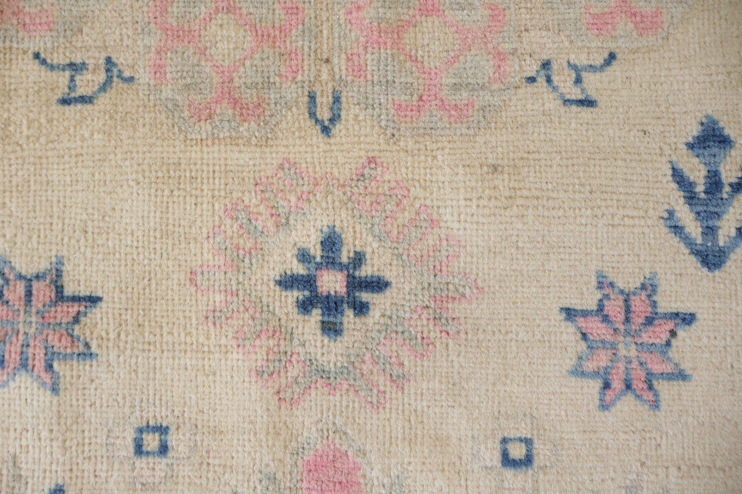 Soft Beige and Pink Geometric Kazak Pakistani Large Rug 9x12