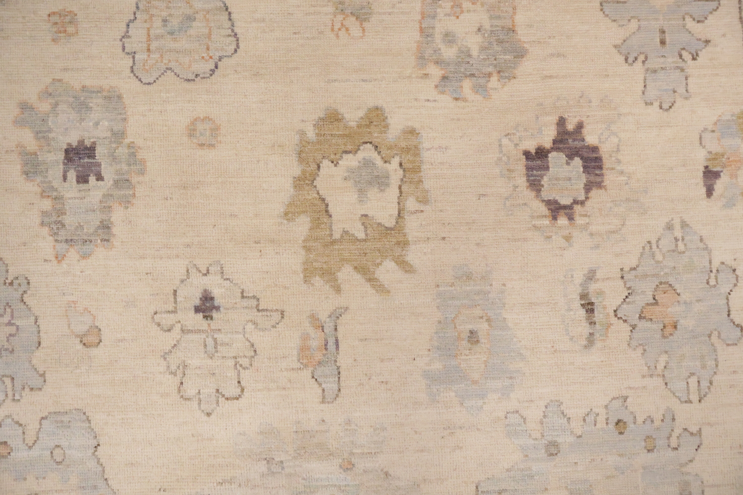 Stunning Ivory Wool Oushak Turkish Area Rug 9x12